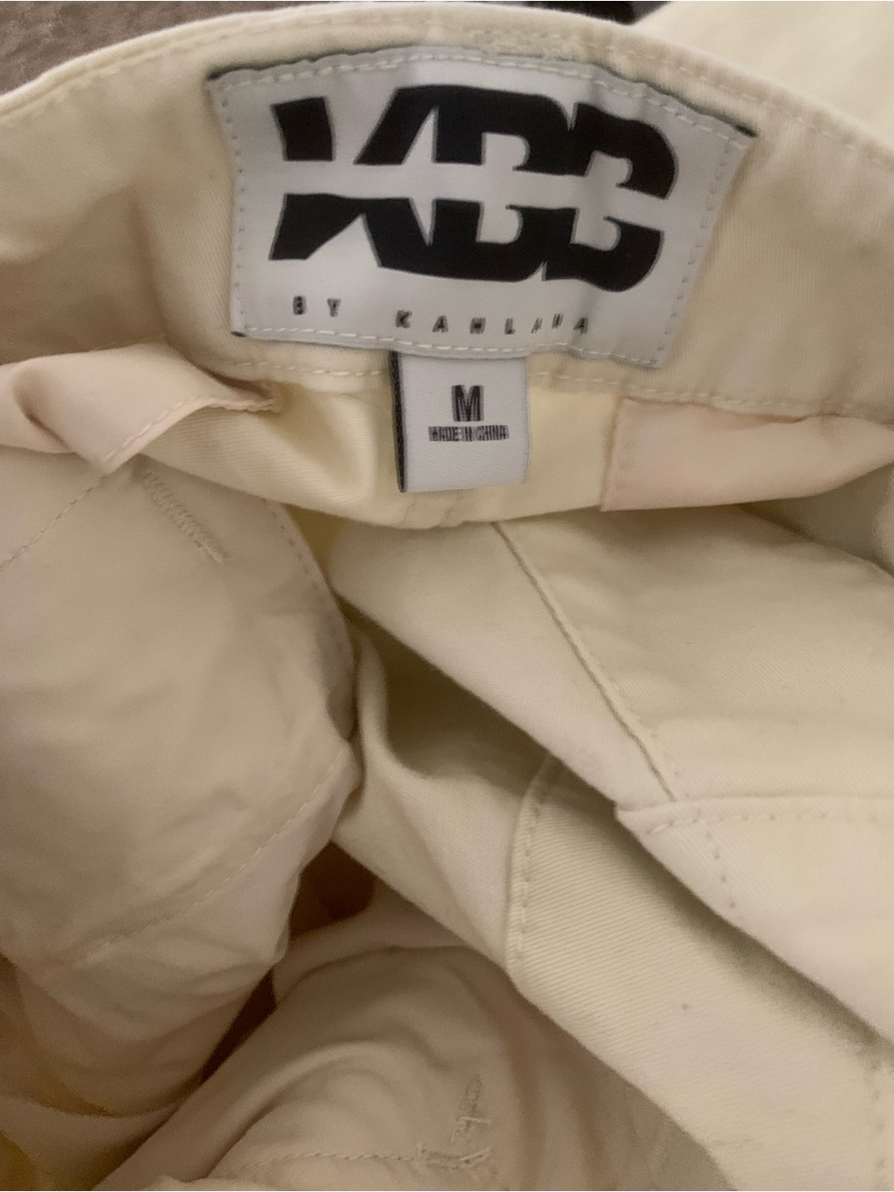 NWOT KBB by Kahlana Cream Cargo Jogger Pants - Picture 7 of 7